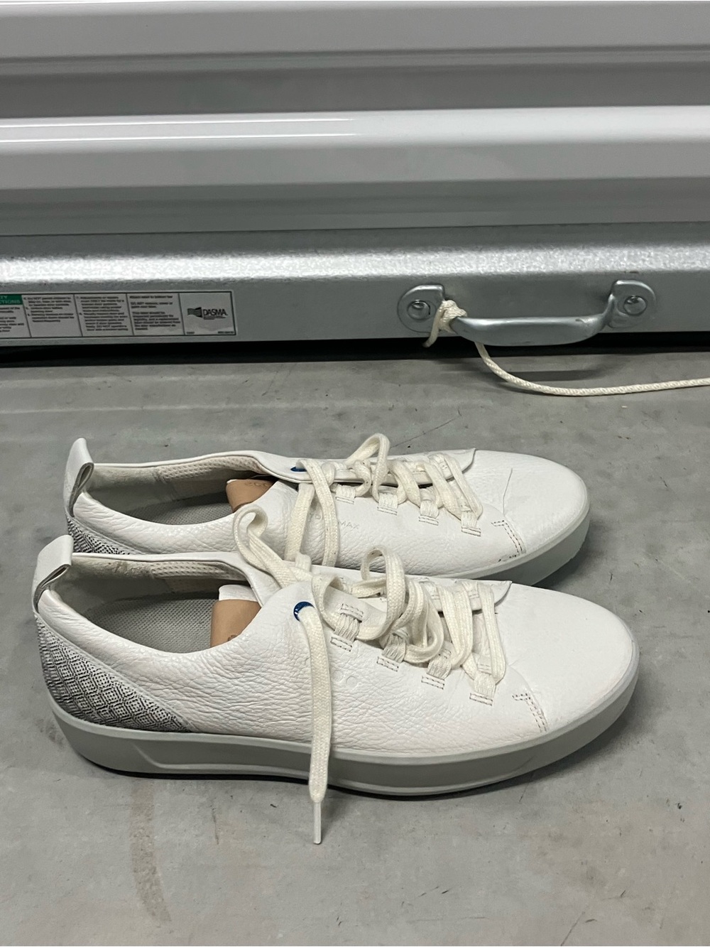 ECCO soft white leather golf sneakers